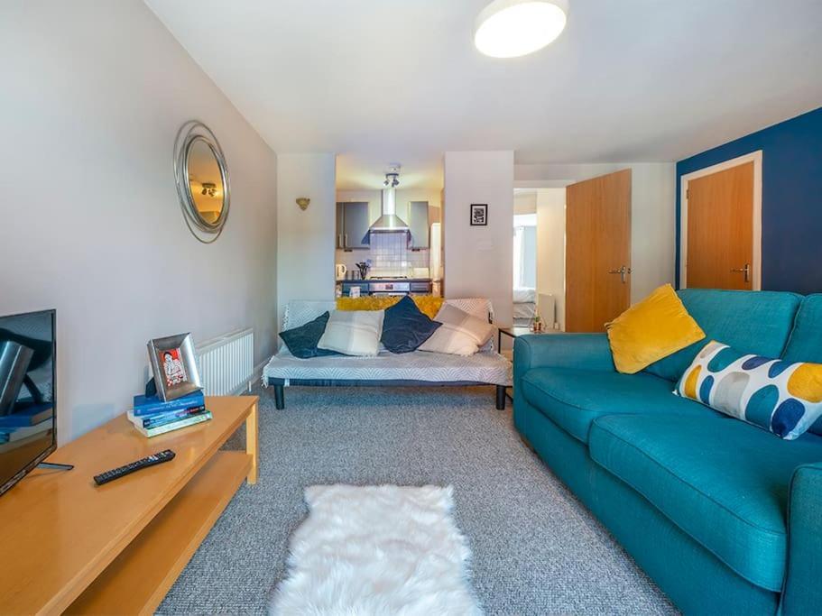 Lovely 2 Bedroom Apt At Ormeau Park W/ Free Parking 벨파스트 외부 사진